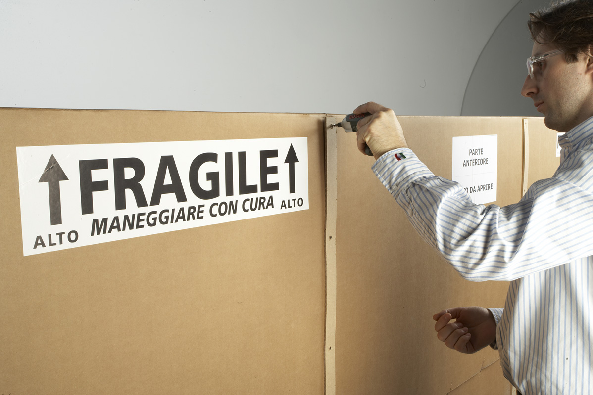 Packaged in sturdy cardboard box with internal protection and reinforced headers.