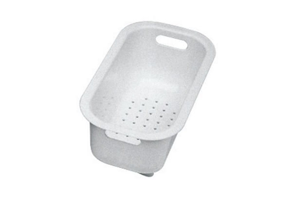 White colander